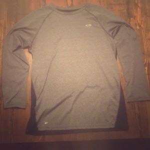Gray/black long sleeve tee